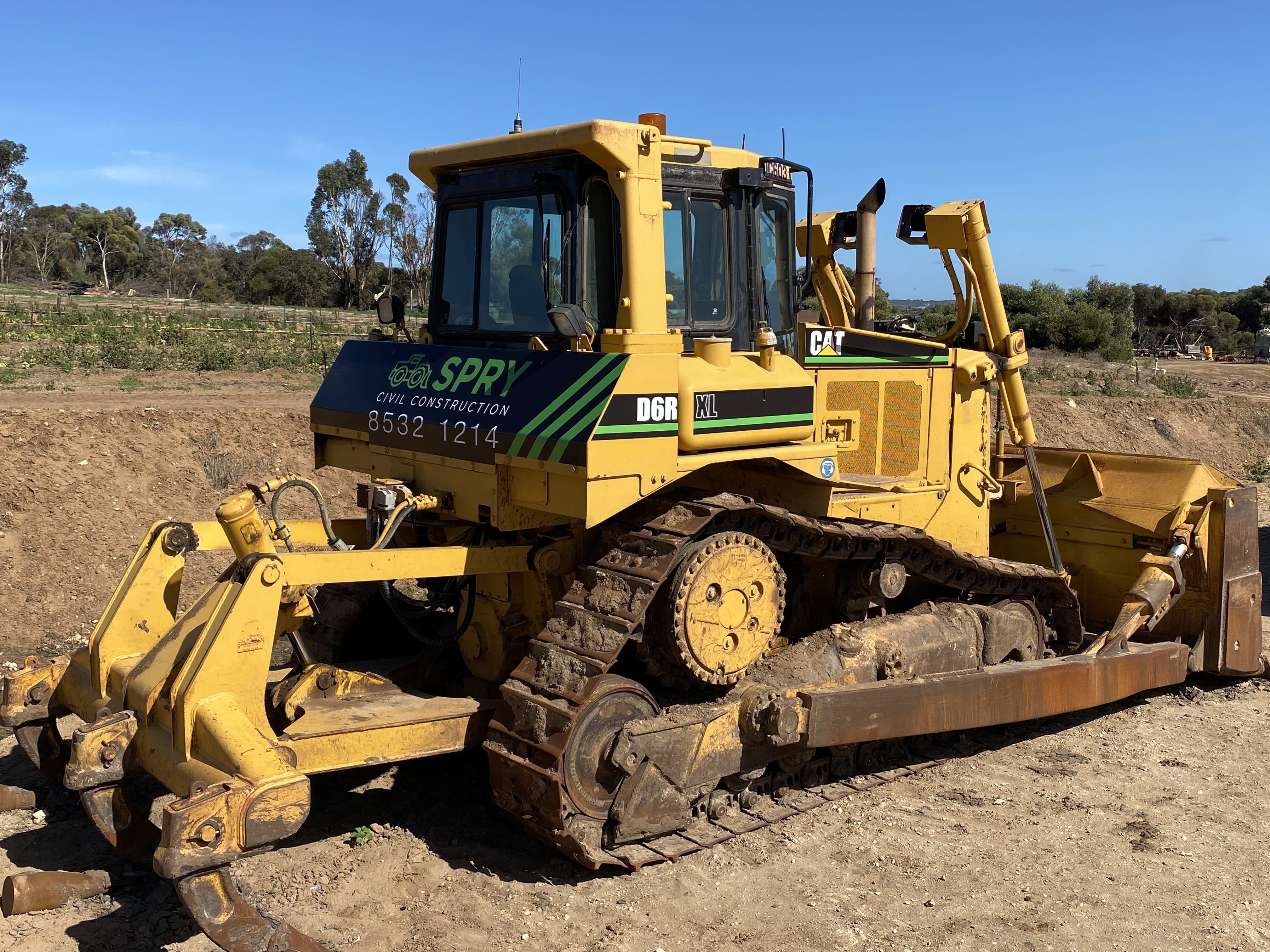 CAT D6R