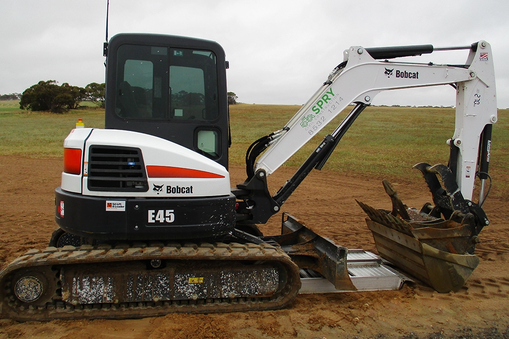 BOBCAT E45