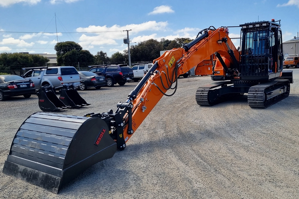 Doosan DX140