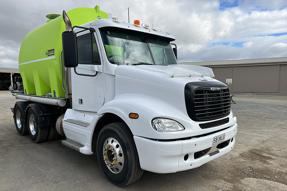 Freightliner Water Truck - 13,000L