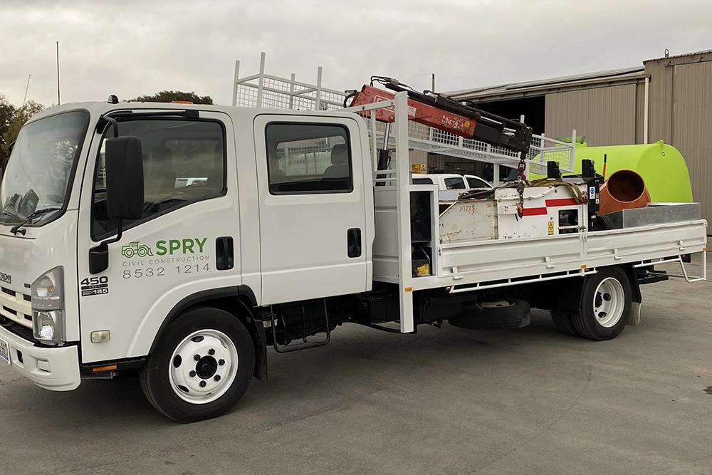 Isuzu 450 Concrete/Kerbing Truck