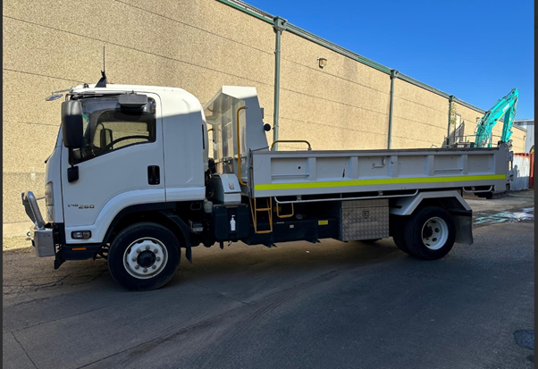 Isuzu F Series Tipper